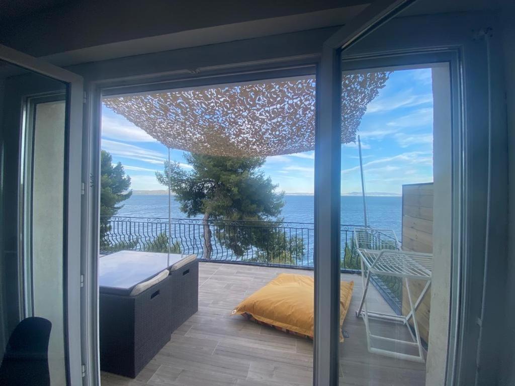 Appartement T4 Terrasse Et Vue Istres Esterno foto
